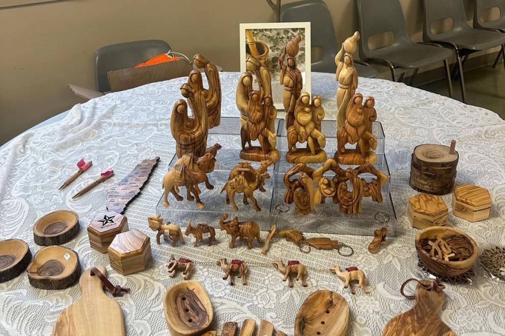 South Surrey craft fair raises $8,600 for Palestinian artisans